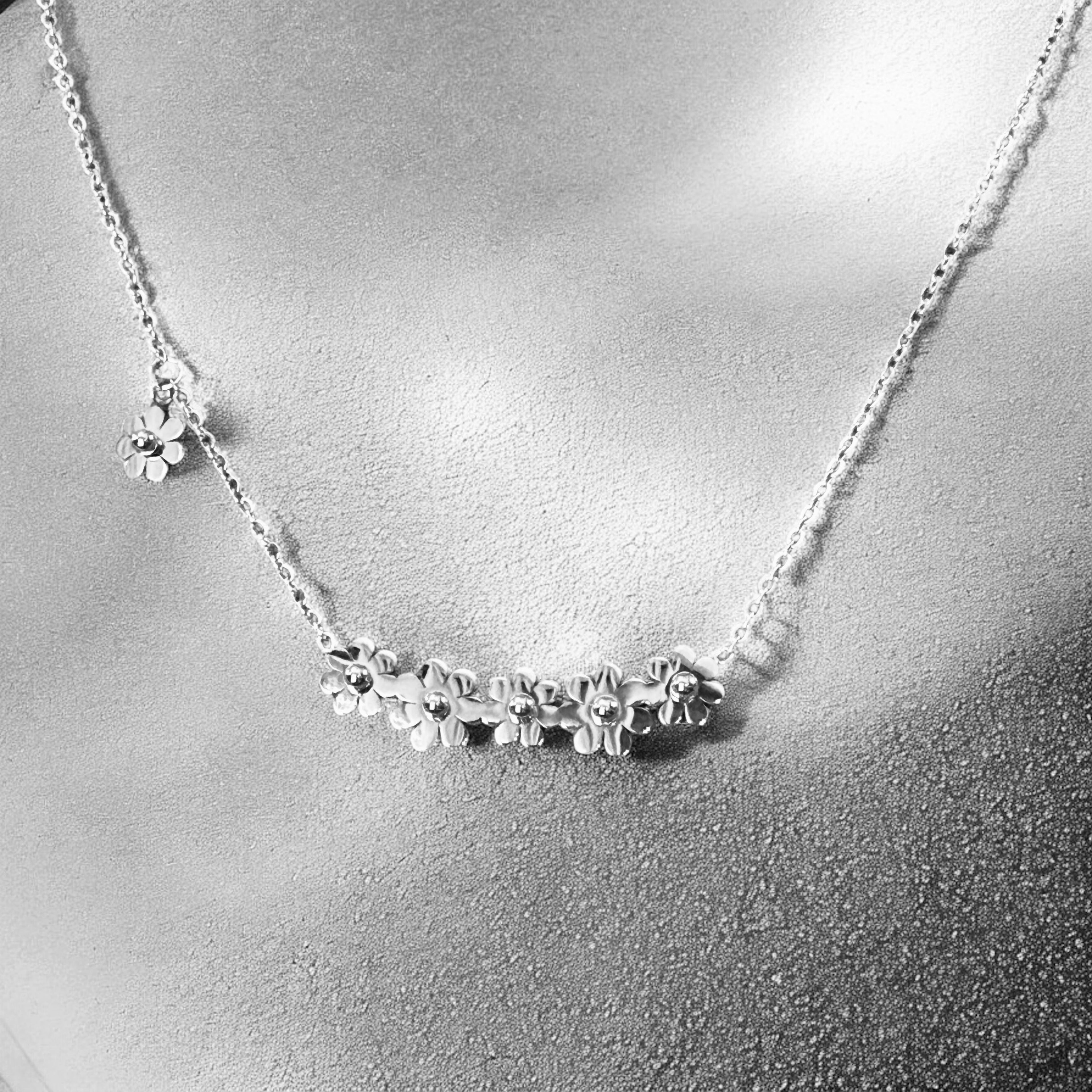 Waterproof 5 Flower Bar Necklace 16"-18"
